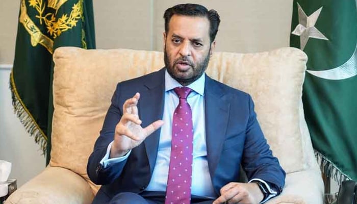 مصطفیٰ کمال---فائل فوٹو