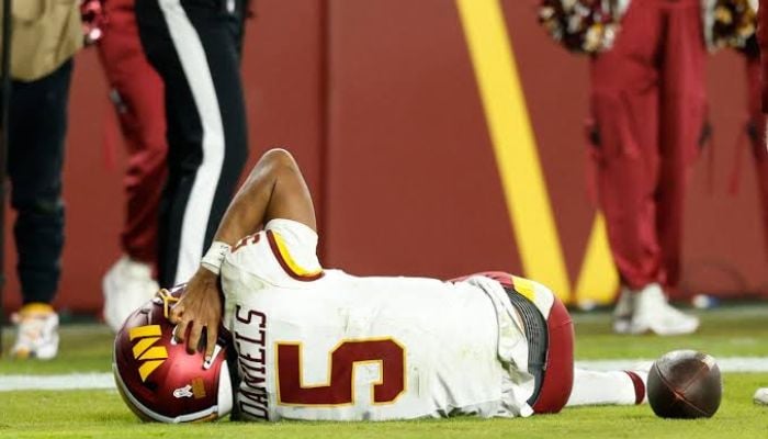 NFL Week 3 QB shakeup: Caleb Williams and Jayden Daniels suffer injuries as Deshaun Watson bounces back