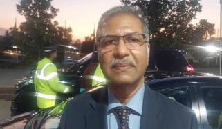 سینیٹرز، ایم این ایز گرفتار ہو رہے ہیں، پارلیمنٹ چپ ہے، بیرسٹر علی ظفر