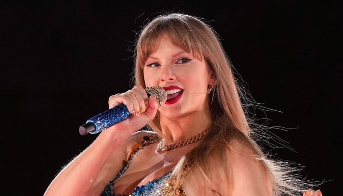 Taylor Swift hints at big surprise with unexpected change to her Instagram bio