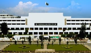 کفایت شعاری مہم: قومی اسمبلی سیکریٹریٹ کے 50 فیصد ملازم گھر سے کام کریں گے