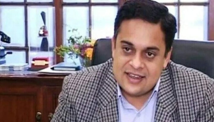 وفاقی وزیر احد چیمہ(فائل فوٹو)۔