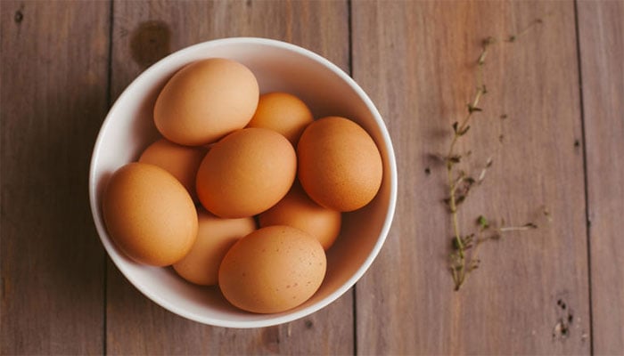 خریدتے وقت کیسے جانچا جائے انڈے تازہ اور اچھی کوالٹی کے ہیں؟