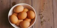 خریدتے وقت کیسے جانچا جائے انڈے تازہ اور اچھی کوالٹی کے ہیں؟