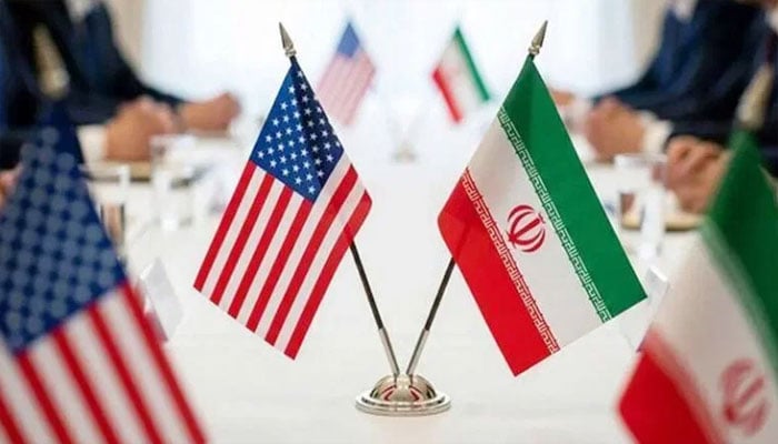 امریکا اور ایران کے وفود کی ڈیڈ لاک ختم کرنے کی کوششیں