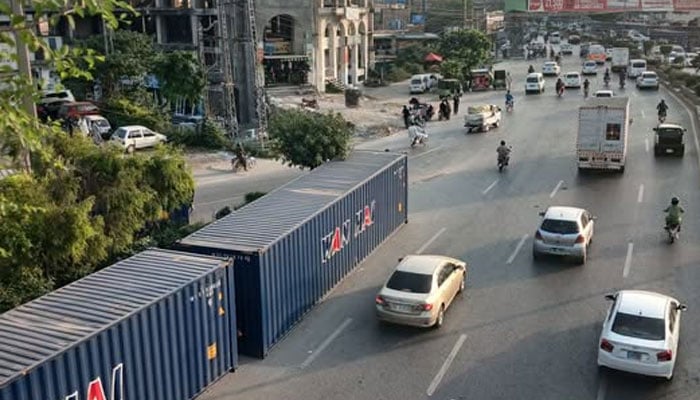 ---فوٹو بشکریہ فیس بک