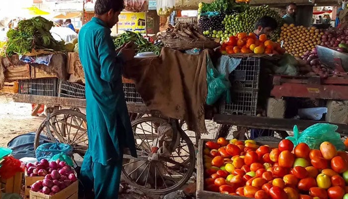 موٹروے بندش سے خیبر پختونخوا میں اشیائے خورونوش کی ترسیل متاثر ہونے کا خدشہ
