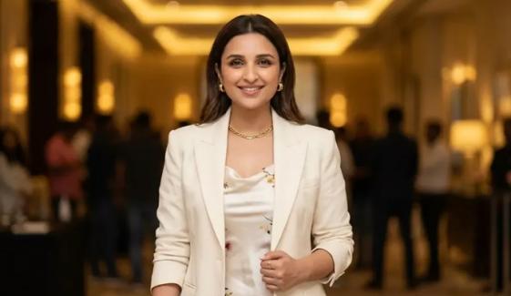 پرینیتی چوپڑا نے ماں بننے کے بعد جسم میں آئی تبدیلیوں پر تنقید کا منہ توڑ جواب دے دیا