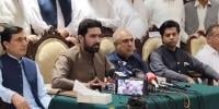پی ٹی آئی کا لانگ مارچ مؤخر کرنے کا فیصلہ