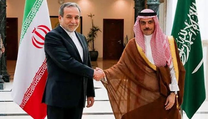 ایران اور سعودی عرب کے وزرائے خارجہ کی ملاقات، باہمی دلچسپی کے امور پر گفتگو