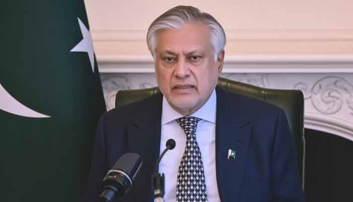 نائب وزیرِ اعظم اسحاق ڈار—فائل فوٹو