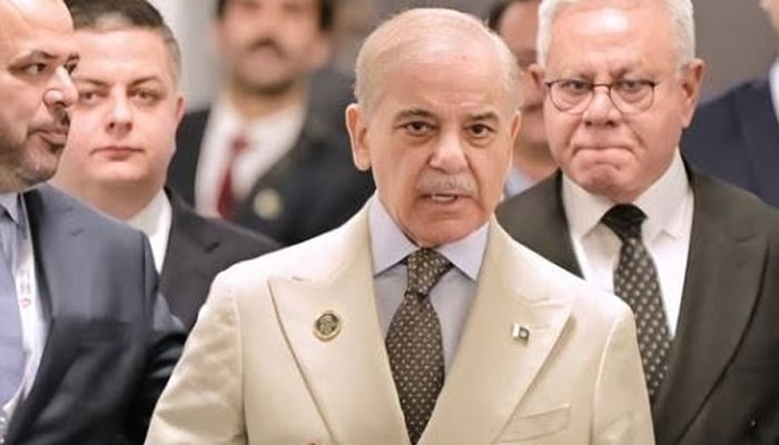 وزیرِ اعظم شہباز شریف—فائل فوٹو