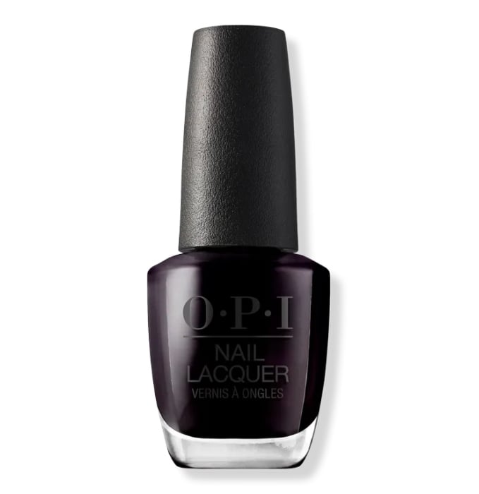 Kylie Jenner proves shes a trendsetter with her innovative nail color for fall 2026