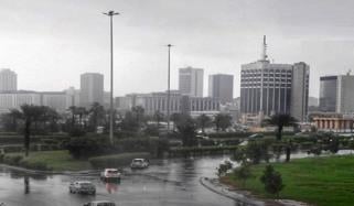 مکہ مکرمہ میں بارش، کئی علاقوں میں سڑکیں زیر آب آگئیں