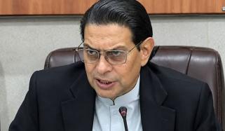 علم میں نہیں کہ اس وقت کوئی بیک چینل کام کر رہا ہے: سلمان اکرم راجہ