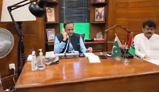 میئر کراچی کی پہلی ای کچہری، شہریوں کی صفائی کی خراب صورتحال ، سڑکوں کی مرمت سے متعلق شکایتیں 