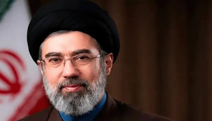 امریکا اور اسرائیل کی ایران کو پسماندگی میں دھکیلنے کی کوشش ناکام ہوگئی، مجتبیٰ خامنہ ای