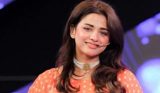 حرا سومرو کا عمر سے متعلق تبصروں پر سینئر اداکاراؤں کو جواب