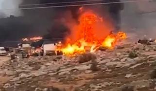مقبوضہ مغربی کنارہ: اسرائیلی آبادکاروں کا فلسطینی گاؤں پر دھاوا، گھروں کو آگ لگا دی