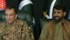 ڈی جی آئی ایس پی آر لیفٹیننٹ جنرل احمد شریف چوہدری پریس کانفرنس کر رہے ہیں