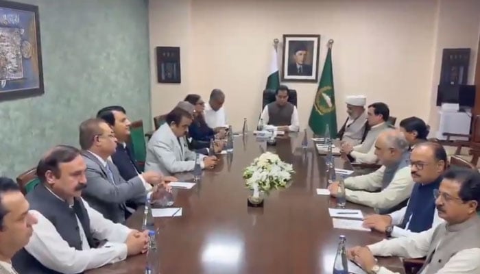 فوٹو: اسکرین گریب