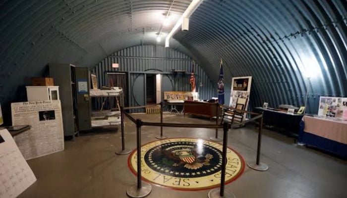 President flees White House for mountain command centers