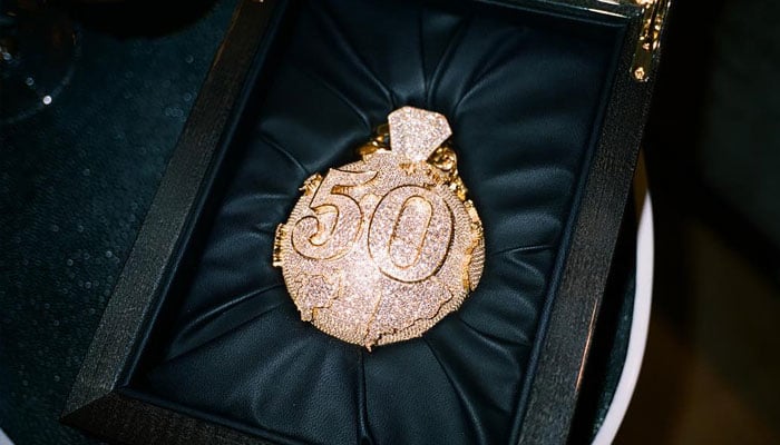 Inside Drake’s luxurious and jaw-dropping jewelry collection