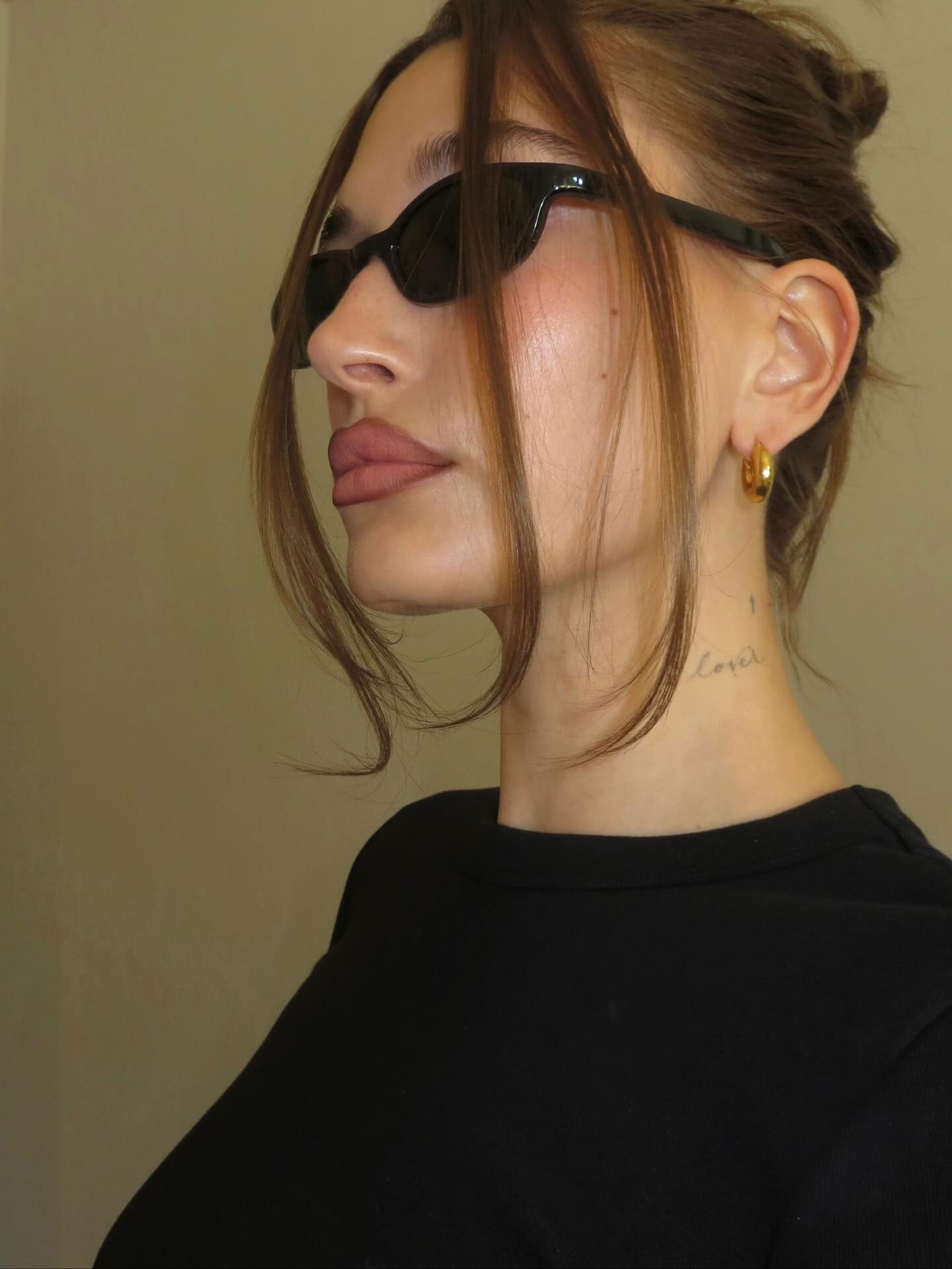 Hailey Bieber’s popular 90s-inspired lip combo: Here’s how to create it in 5 easy steps