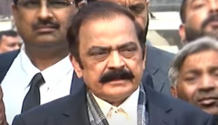 لانگ مارچ کو اسلام آباد کی حدود میں داخل ہونے نہیں دیا جائے گا، رانا ثنا اللّٰہ