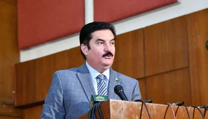 خیبر پختونخوا حکومت نے ہائیکورٹ احکامات کی خلاف ورزی کردی: گورنر فیصل کریم کنڈی