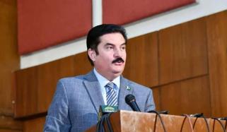 خیبر پختونخوا حکومت نے ہائیکورٹ احکامات کی خلاف ورزی کردی: گورنر فیصل کریم کنڈی