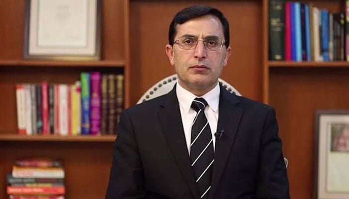 بیرسٹر گوہر مذاکرات کے تسلسل کے لیے متحرک