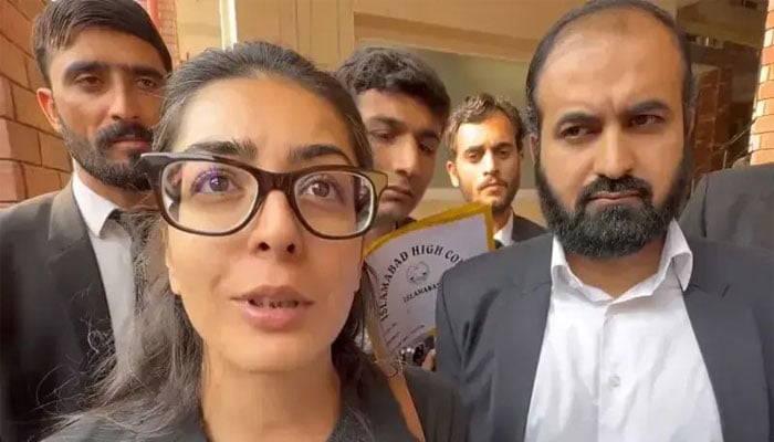 حراست جاری رہی تو ہادی کو سنگین، مستقل طبی پیچیدگیوں کا خدشہ ہے، قانونی ٹیم