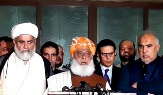 حکومت نے مذاکرات کی گنجائش نہیں چھوڑی: مولانا فضل الرحمان