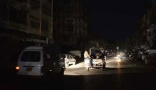 کراچی: متعدد علاقوں میں ڈیڑھ گھنٹے بجلی کا بریک ڈاؤن
