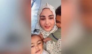 بیٹے کی پیدائش کے وقت آپریشن تھیٹر اسرائیلی بمباری سے لرز رہا تھا، فلسطینی ماں کی دکھ بھری کہانی 