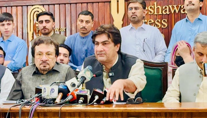 فوٹو بشکریہ سوشل میڈیا