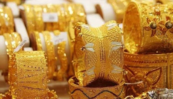 سونے کی فی تولہ قیمت میں آج 600 روپے کا اضافہ