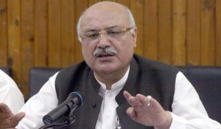 کے پی حکومت نے عوام کو ٹرک کی بتّی کے پیچھے لگا دیا، اے این پی