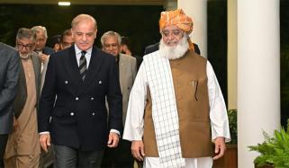 وزیراعظم اور مولانا فضل الرحمان کی ملاقات کی اندرونی کہانی سامنے آگئی 