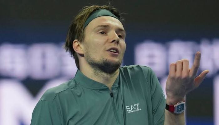 Alexander Bublik suffers self-inflicted injury in wild Shanghai Masters outburst
