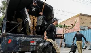 پشاور: دوسرے روز بھی مختلف راستے بند، ریڈ زون مکمل طور پر سیل