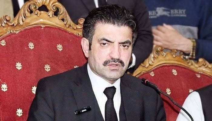 شیر افضل مروت(فائل فوٹو)۔