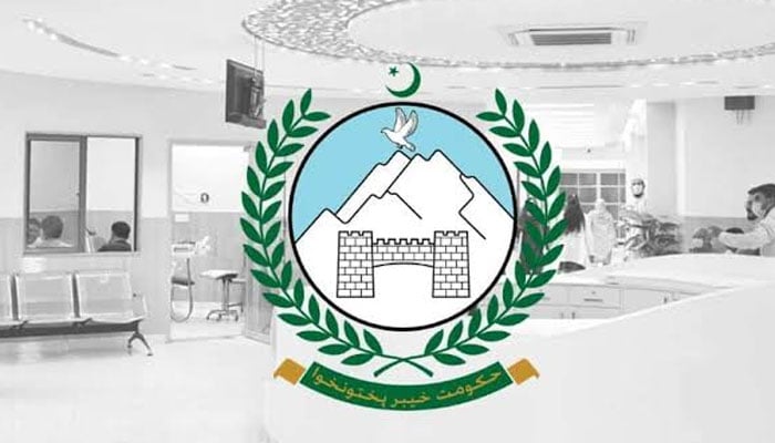خیبر پختونخوا کے 30 ڈاکٹر ملازمت سے فارغ