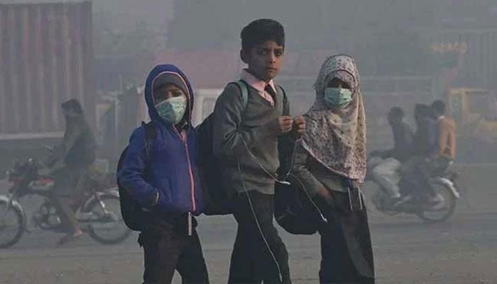 پنجاب: موسم سرما میں اسکولوں کے نئے اوقات کار کا نوٹیفکیشن آ گیا