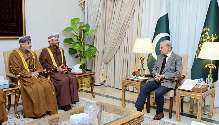 عمانی وزیر خارجہ کی ملاقات، وزیراعظم کا مشترکہ وزارتی کمیشن اجلاس کے کامیاب انعقاد پر اظہار اطمینان