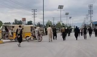 باڑہ بازار میں پولیس نے سیکیورٹی سنبھال لی