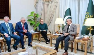 وزیراعظم سے روسی وزیر داخلہ کی ملاقات، دوطرفہ تعاون مزید مضبوط بنانے پر زور 