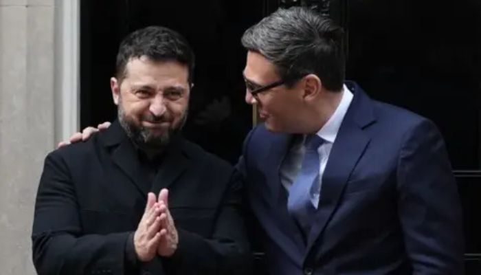 Ukrainian leader warns people will die after satellite speeds cut