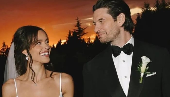 Chronicles of Narnia star Ben Barnes shares first look at dreamy Oregon wedding with Aubrey Cleland